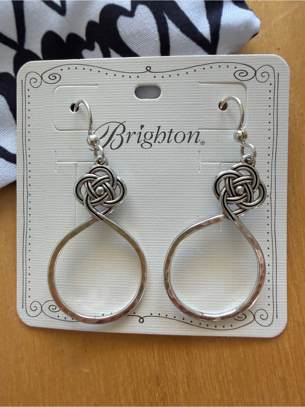 Brighton Interlok Petite Knot Circle French Wire Earrings (JA4920).